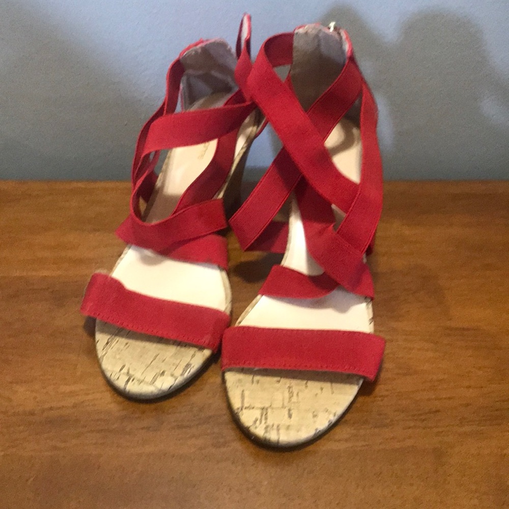 Red Wedges